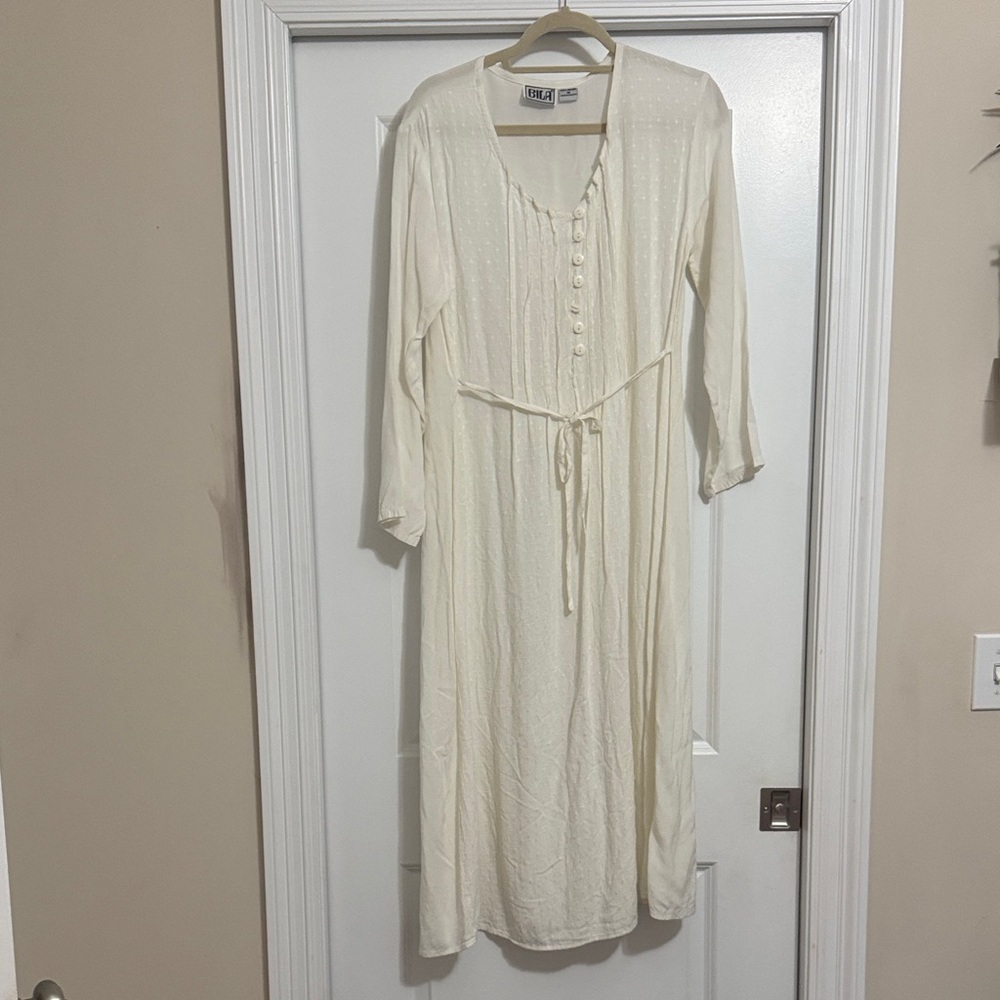 Bila Cream Maxi Dress
